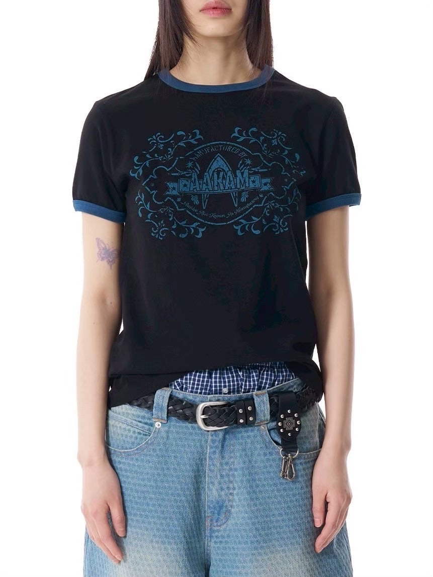 【AAKAM】Cross Studded Leather Keyring