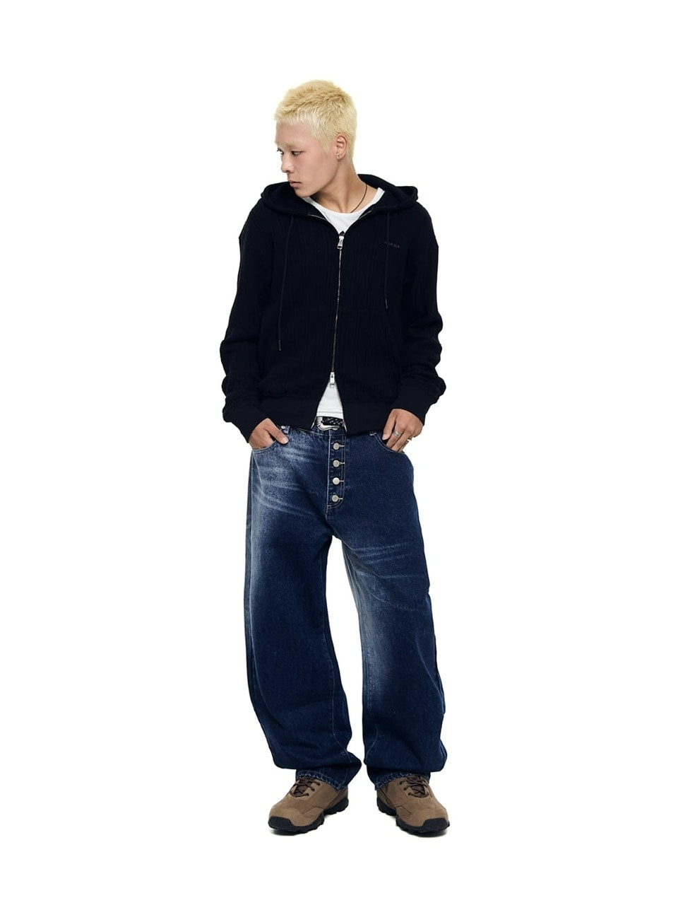 【AAKAM】Knitted Zip-Up Hoodie