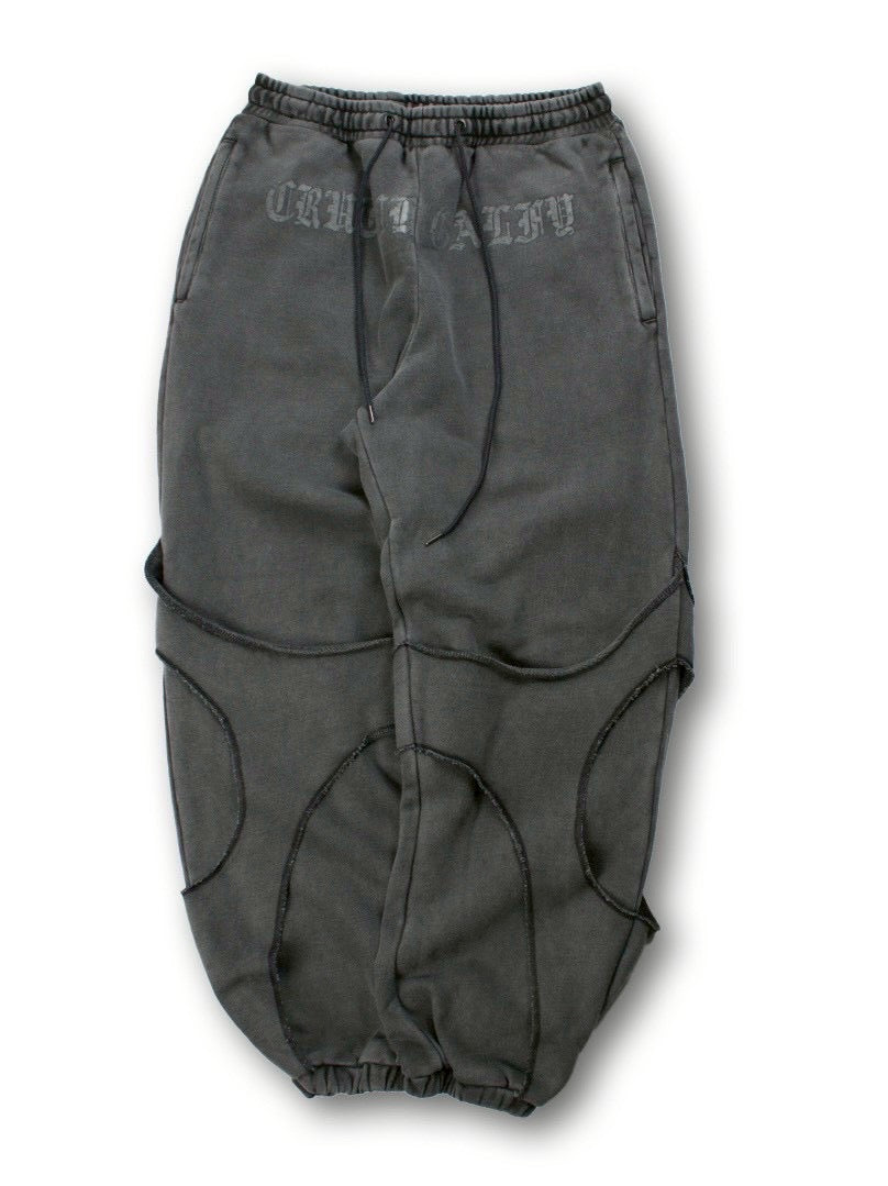 【GALFY】穴の向こうにわんちゃんスウェット