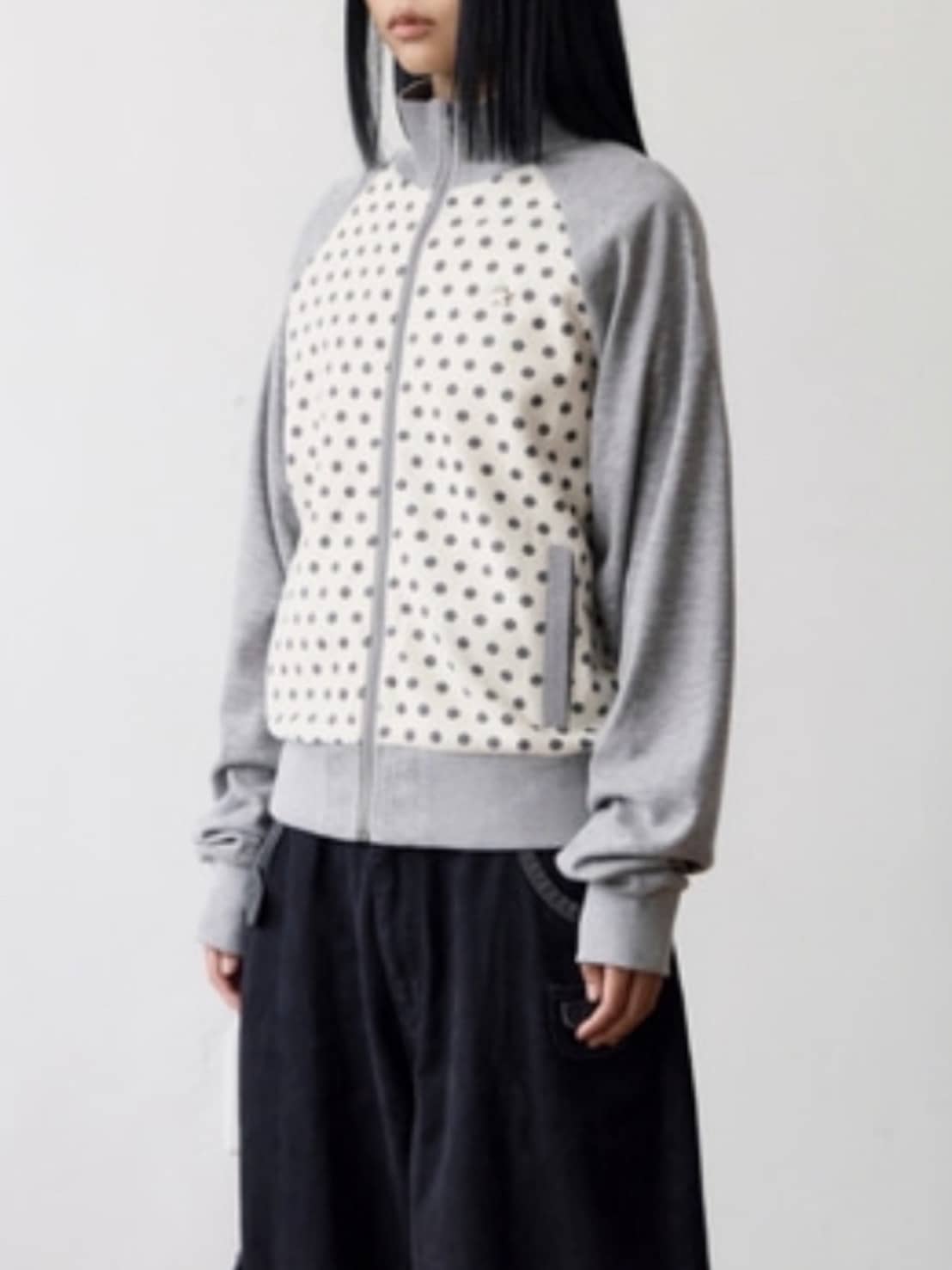 【THECOLDESTMOMENT】TCM dot raglan zip-up