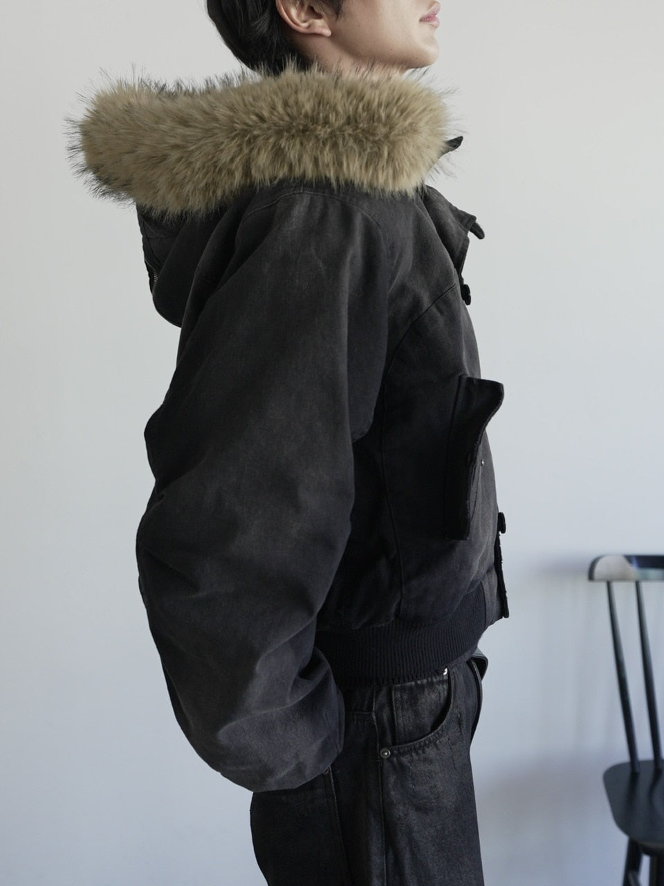 【CHIKASHITSU PLUS HIGH】N-2B cropped hood blouson (denim)