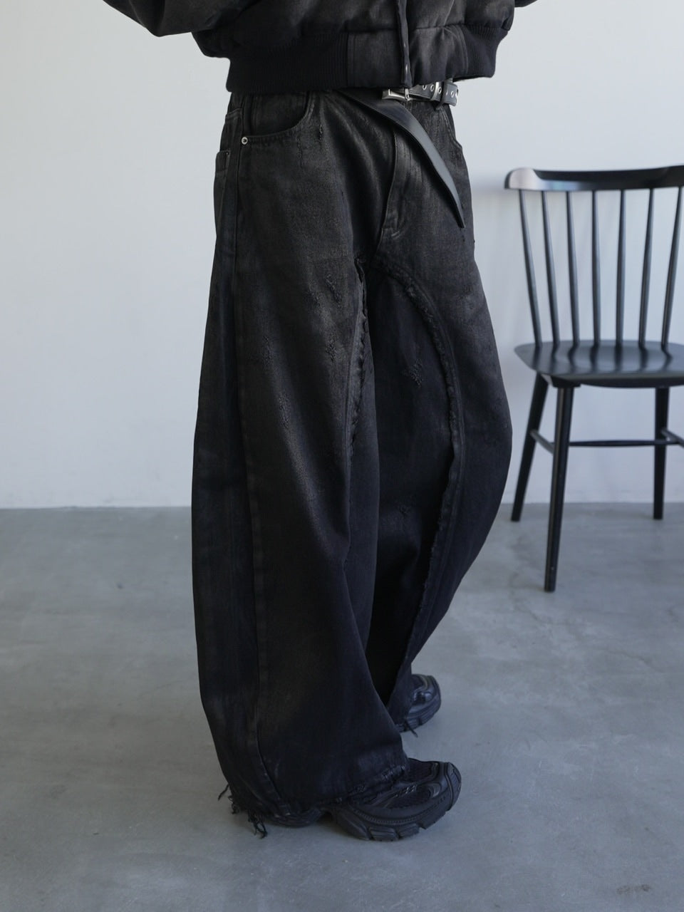 【CHIKASHITSU PLUS HIGH】Washed coating denim pants