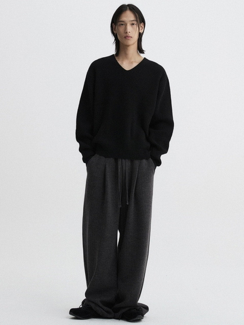 【DNSR】Legacy Wool V-Neck Knit