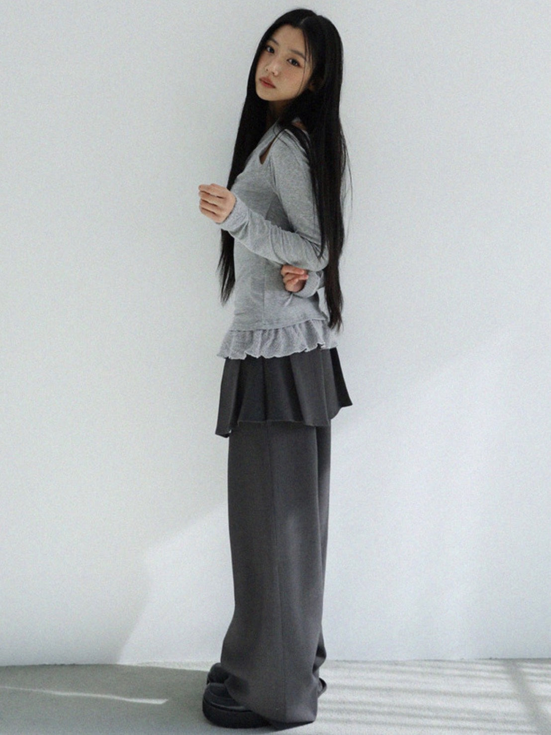 12/21 20:00 発売【Uglyshadow】TULIP LONG SKIRT PANTS
