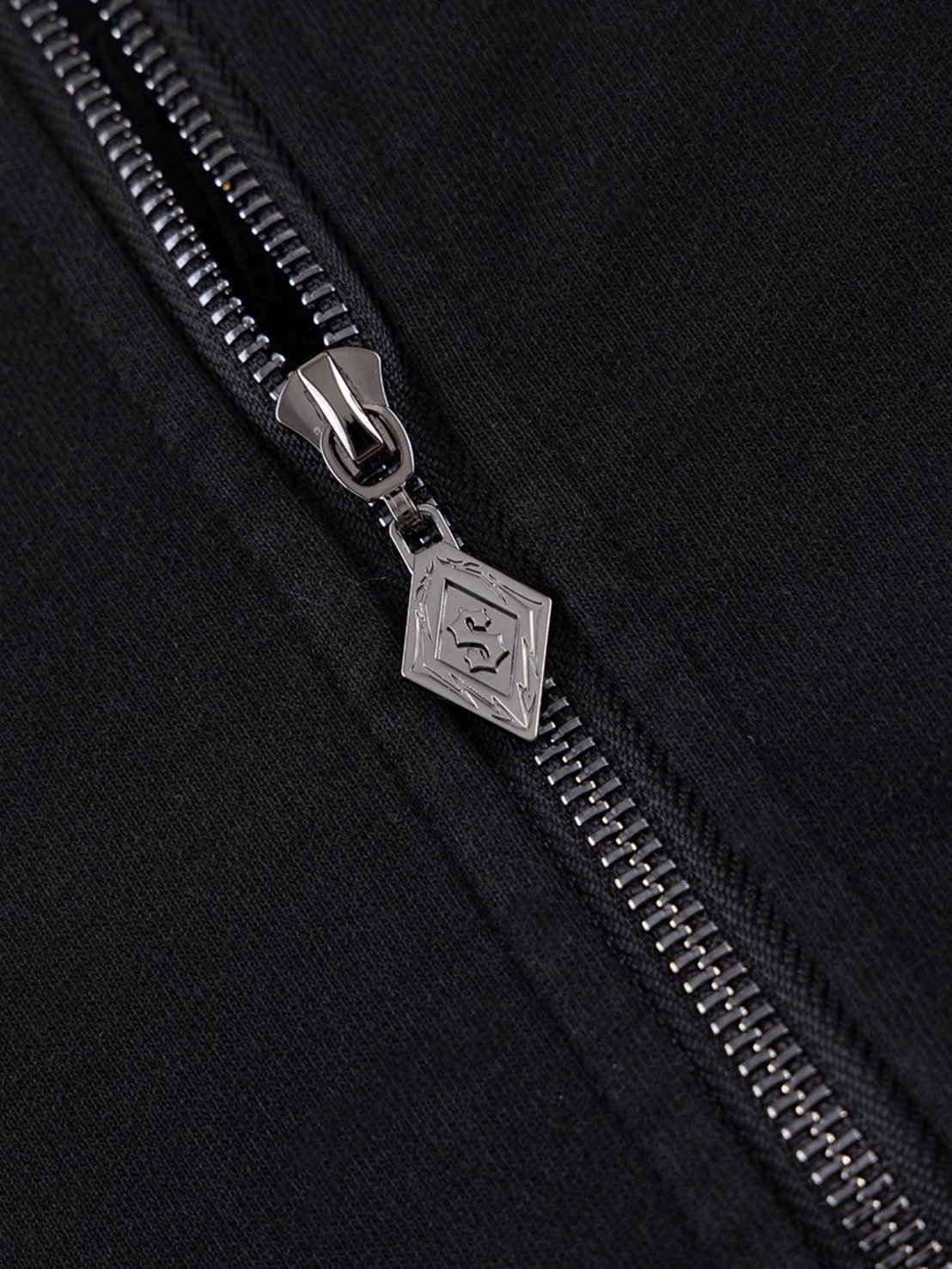 【SUPPLIER】Pierced Tribal Cross Zip Hoodie
