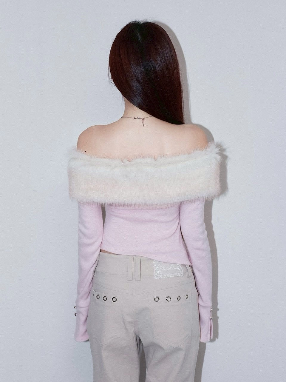 1/2 20:00発売【CHERRYQUIRI】bunny fluff off shoulder top