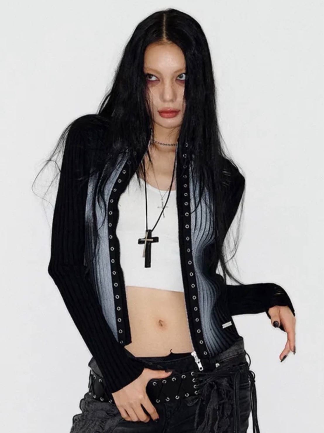 【NOT KNOWING】Cross Spray Damaged Knit Zip Up