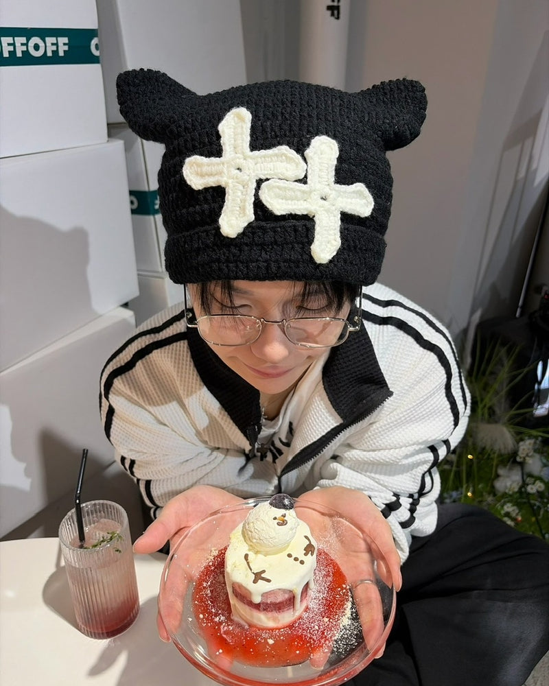 国際配送【LUV CODE】cat ear beanie