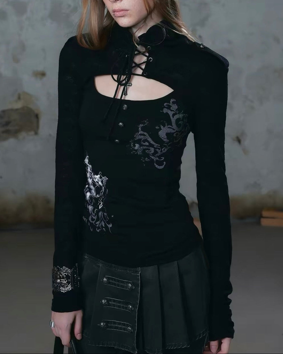 【Cest Nous】Lace-up Cross Top