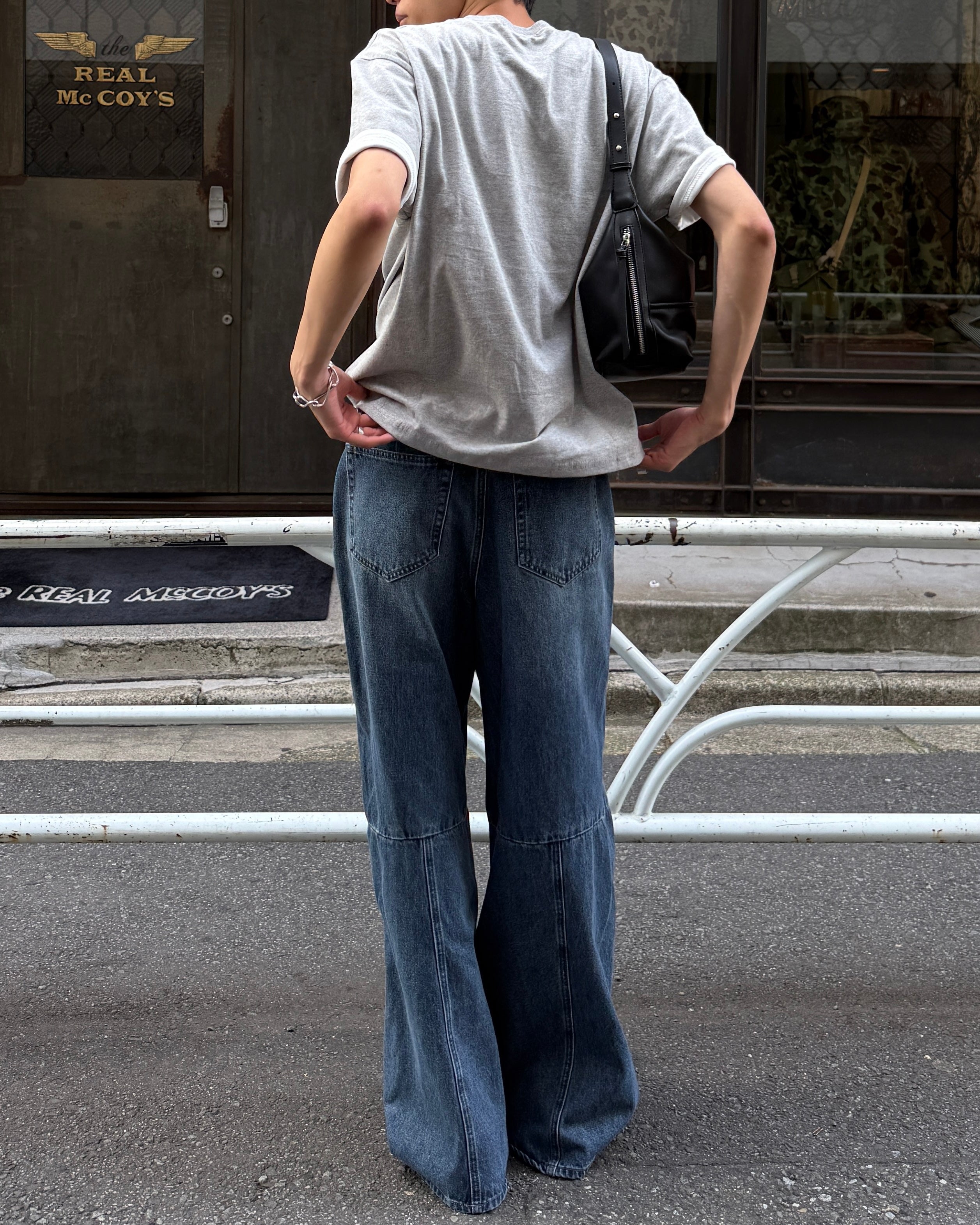 東京店WEB限定受注制【Chikashitsu +】layered roll-up tee (2color)