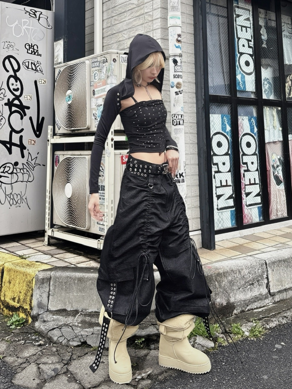 国際配送【Never mind the XU】rhinestone tubetop