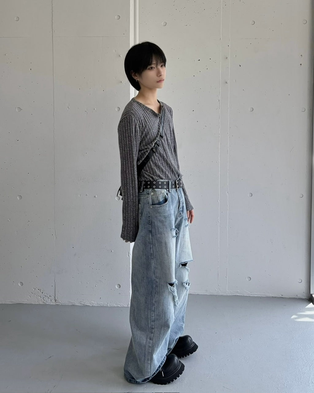 国際配送【LUV CODE】washed damage denim balloon pants