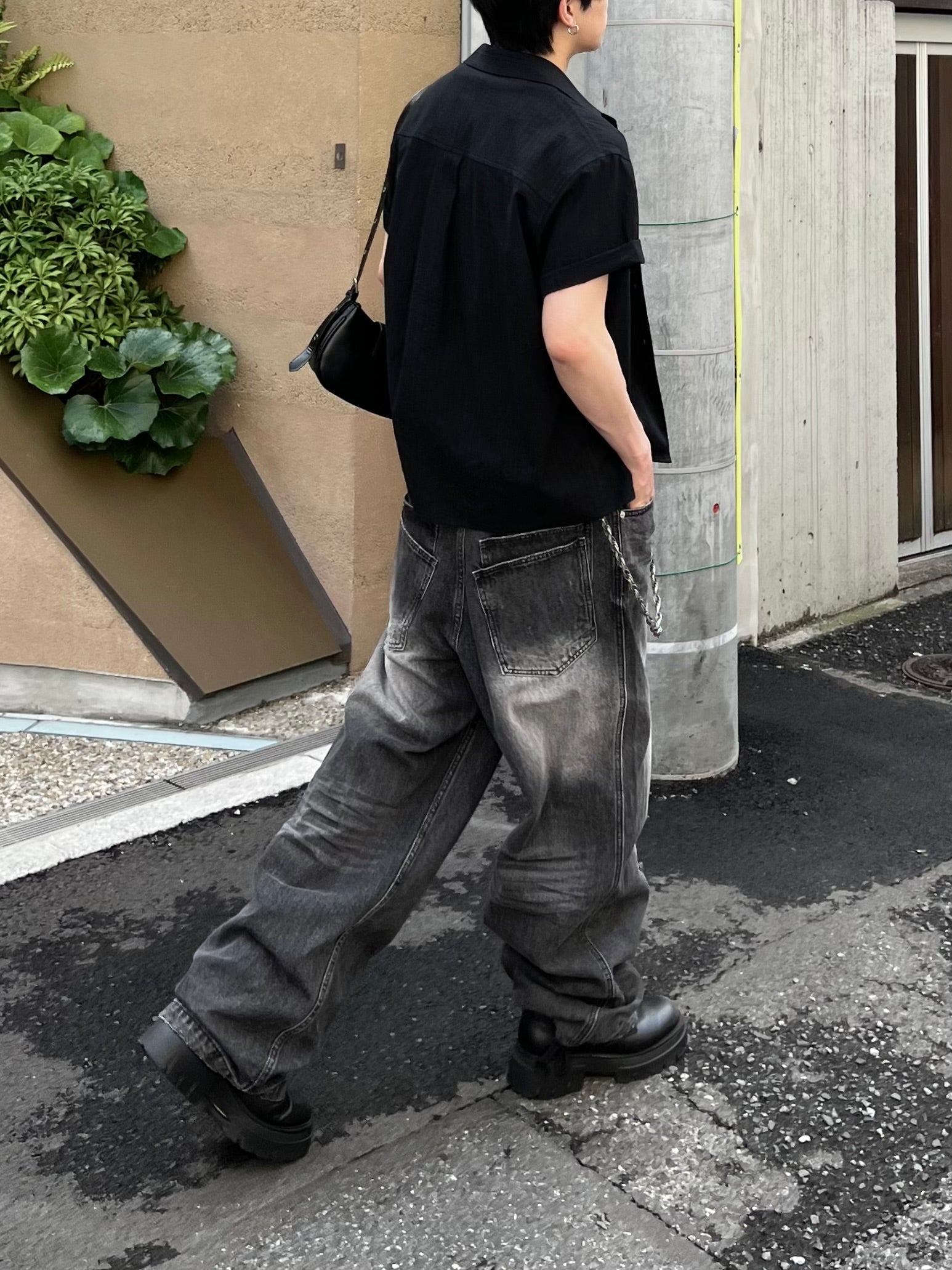 大阪店WEB限定受注制【Chikashitsu +】double back pocket denim pants (2color)
