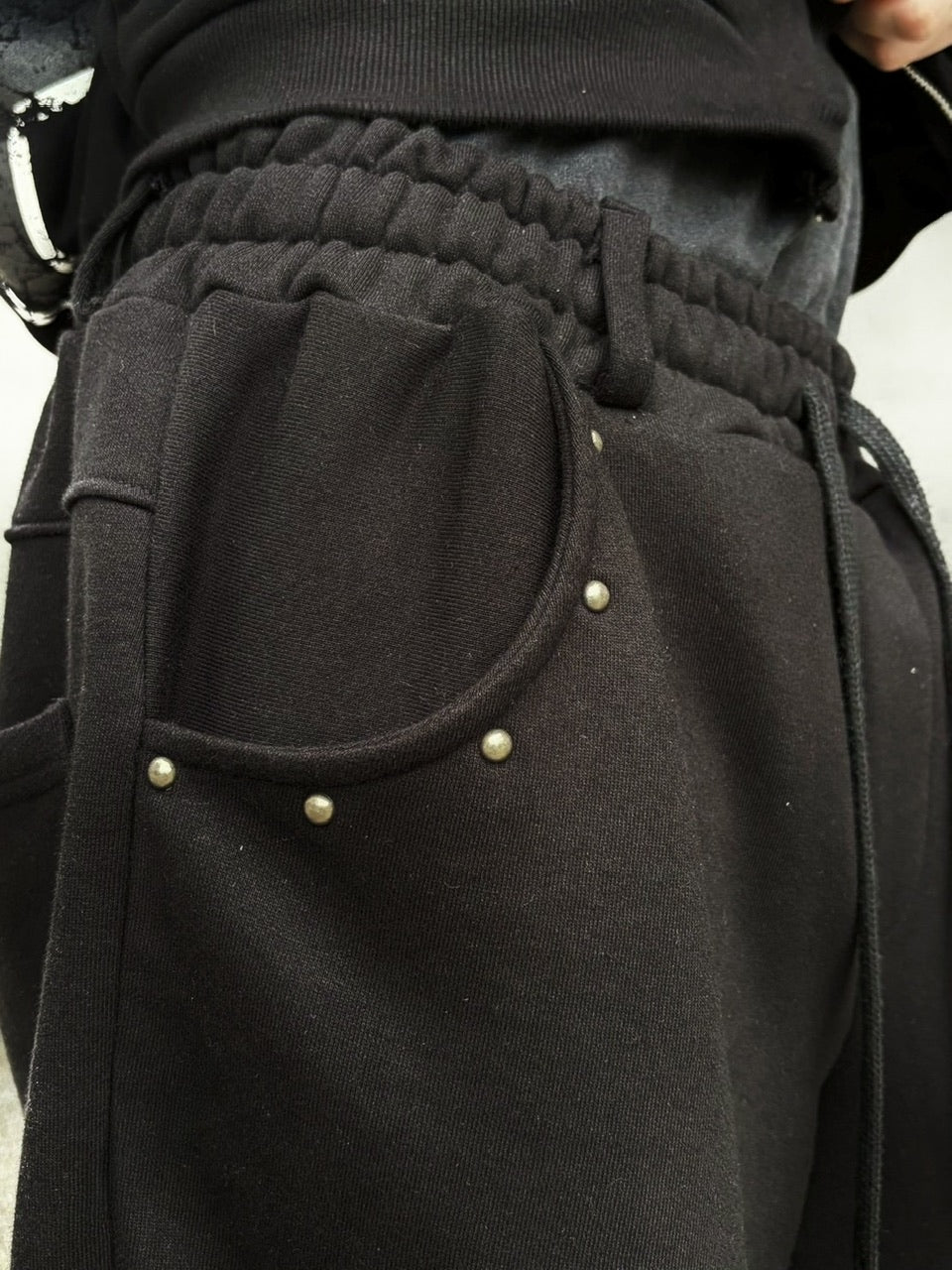 受注制【LUV CODE】star rivet sweat pants (2color)