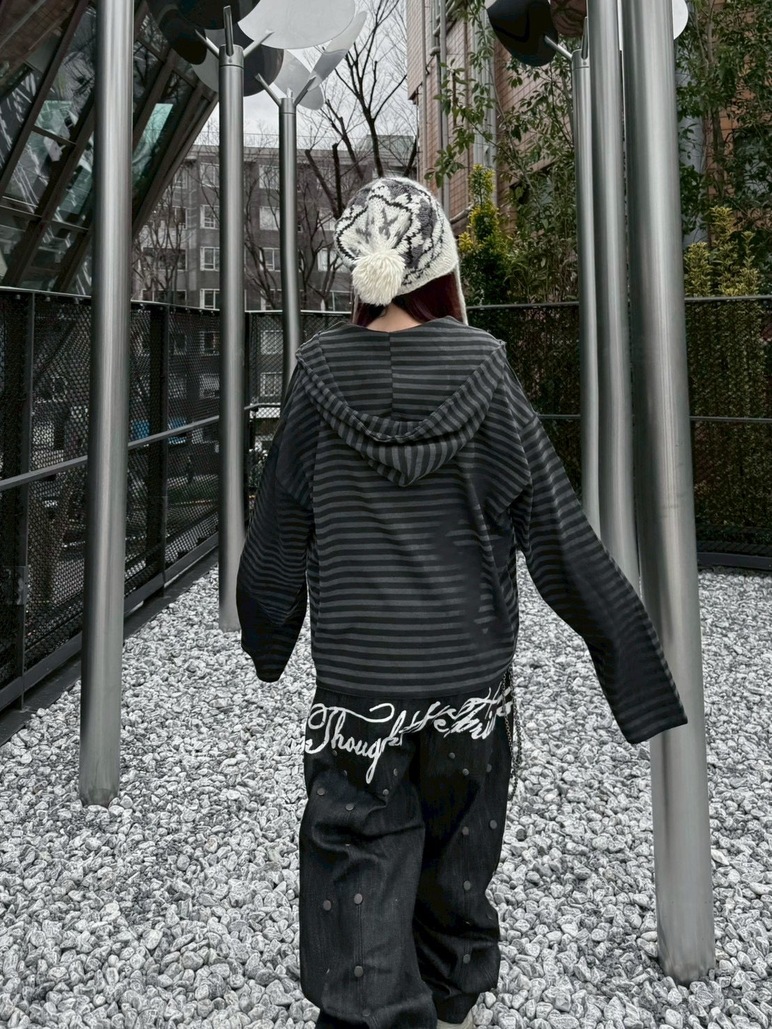 Never mind the XU】spray cross zip up hoodie (3color) – PRESSING