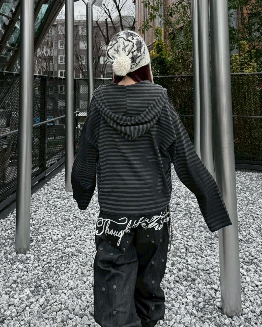 【Never mind the XU】spray cross zip up hoodie (3color)