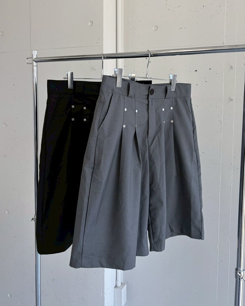 国際配送【LUV CODE】rivet bermuda pants (2color)