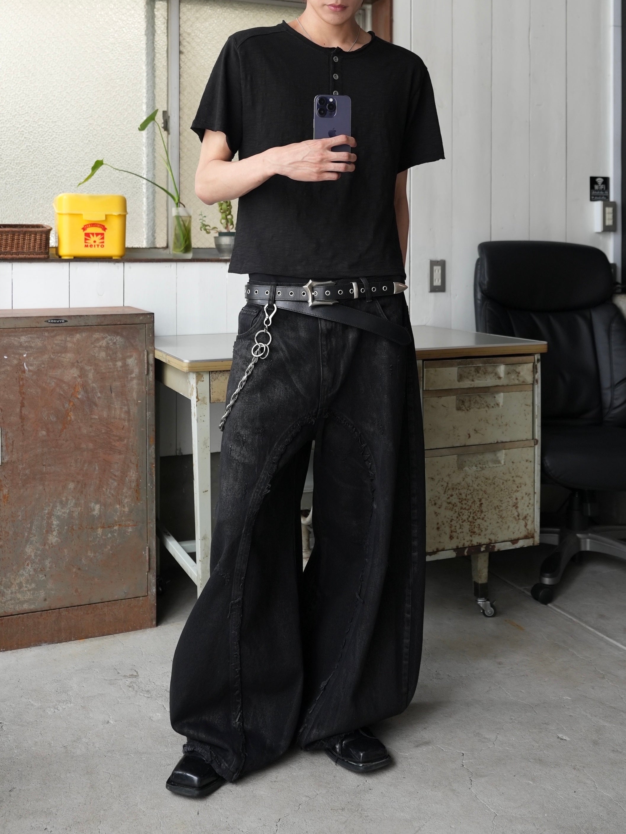 CHIKASHITSU PLUS HIGH】Steel button short sleeve henley tee