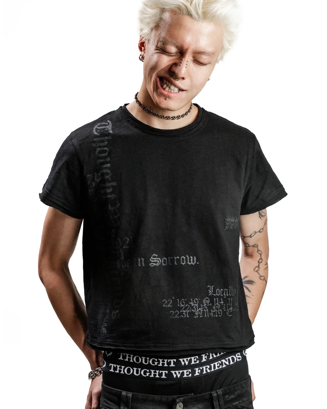【Thought We Friends】L Raw Hem T-shirt