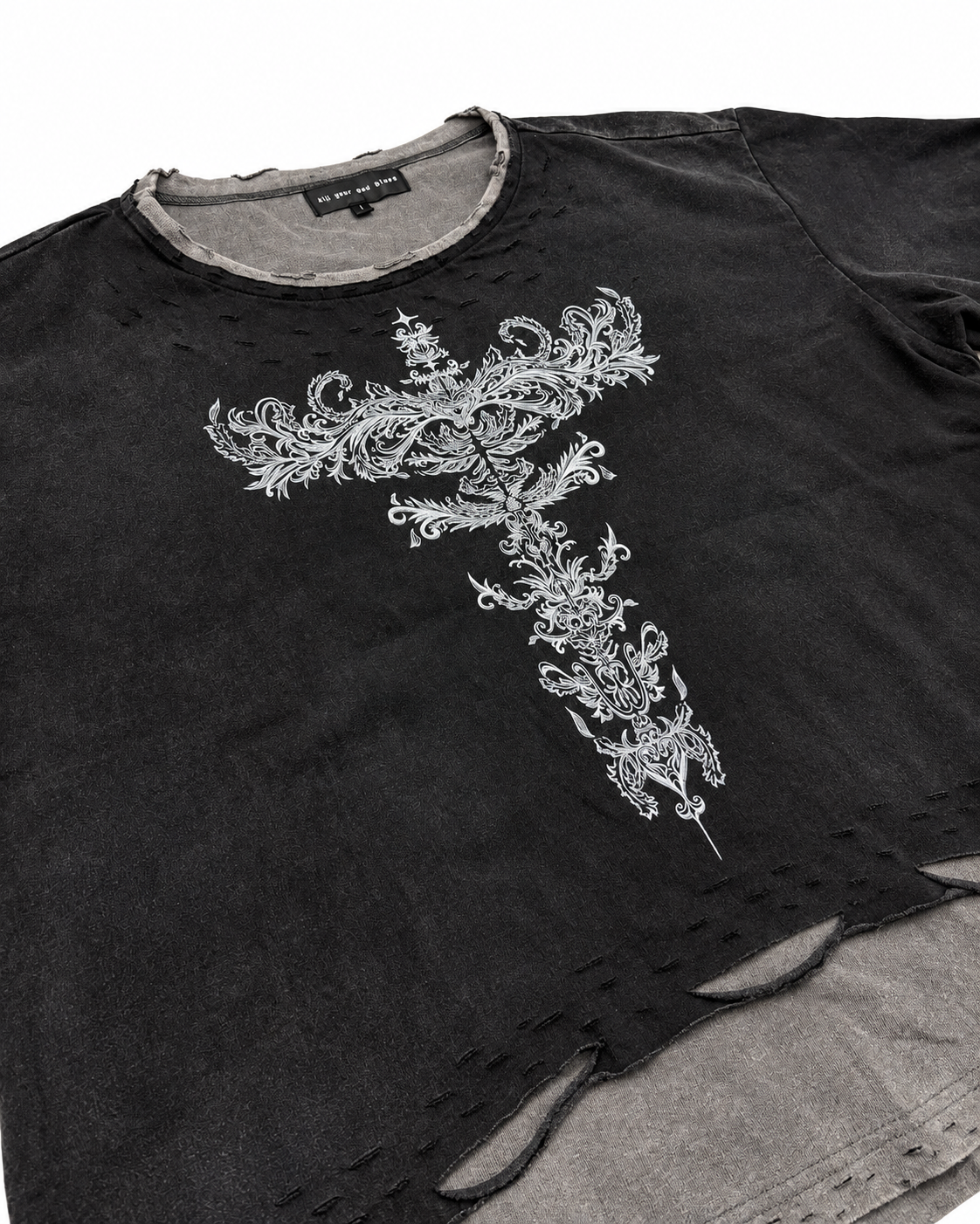 【DIG YOUR OWN GRAVE】TRIBAL CROSS LAYERED TOP