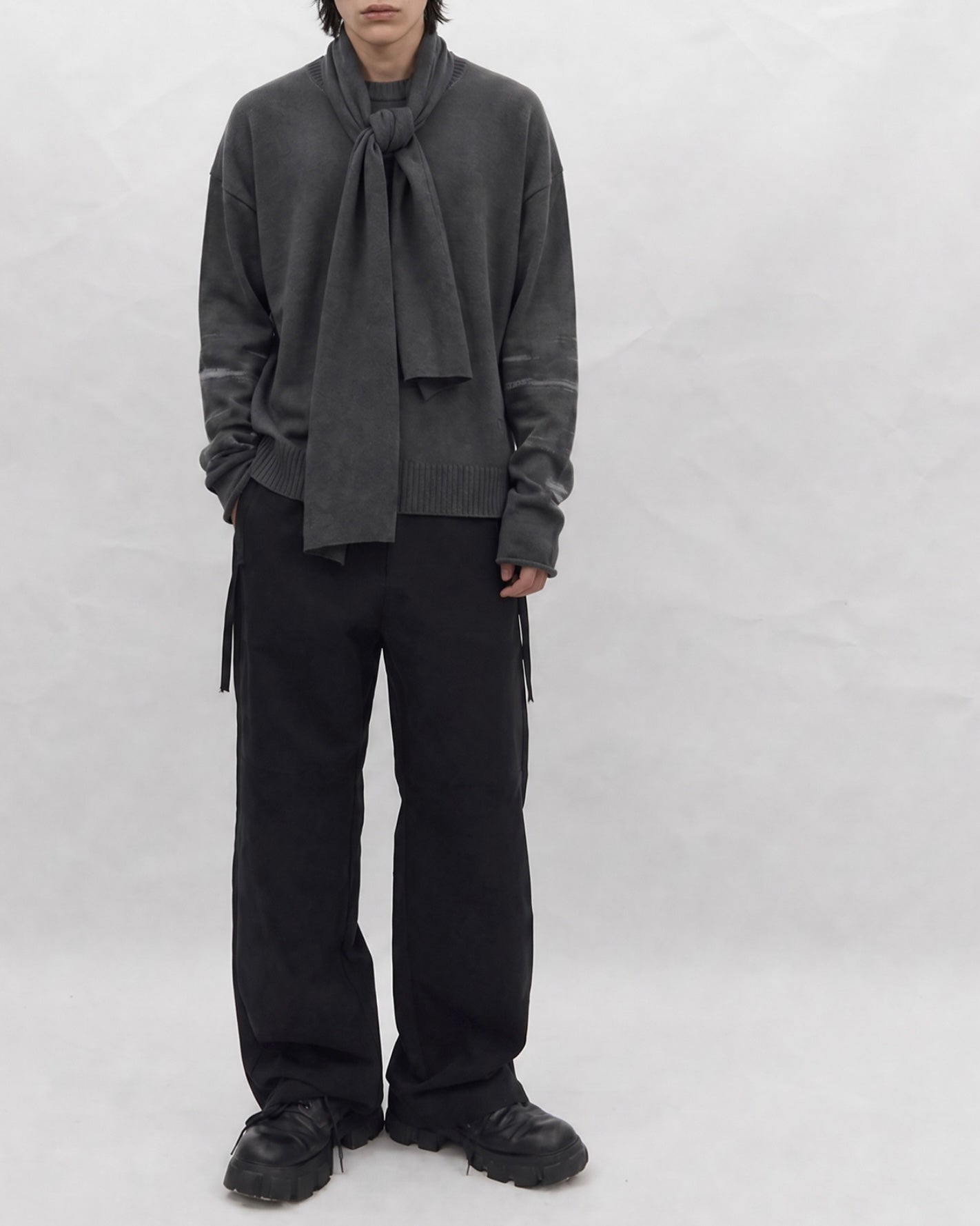 【BLR BLUER】Faded Vintage Knit Sweater