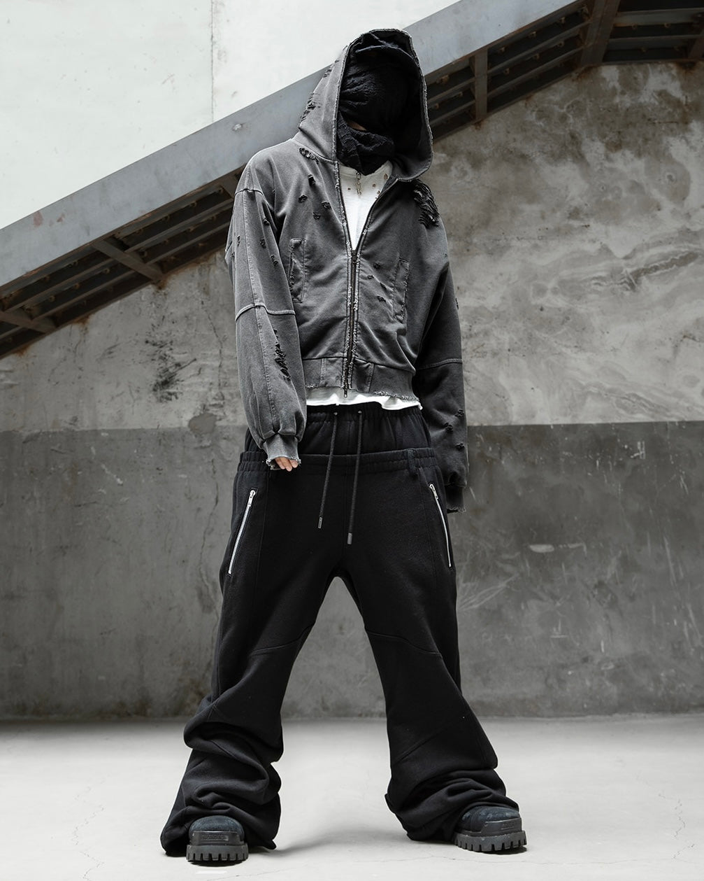 【roaringrad】Damage Crop Hoodie Jacket