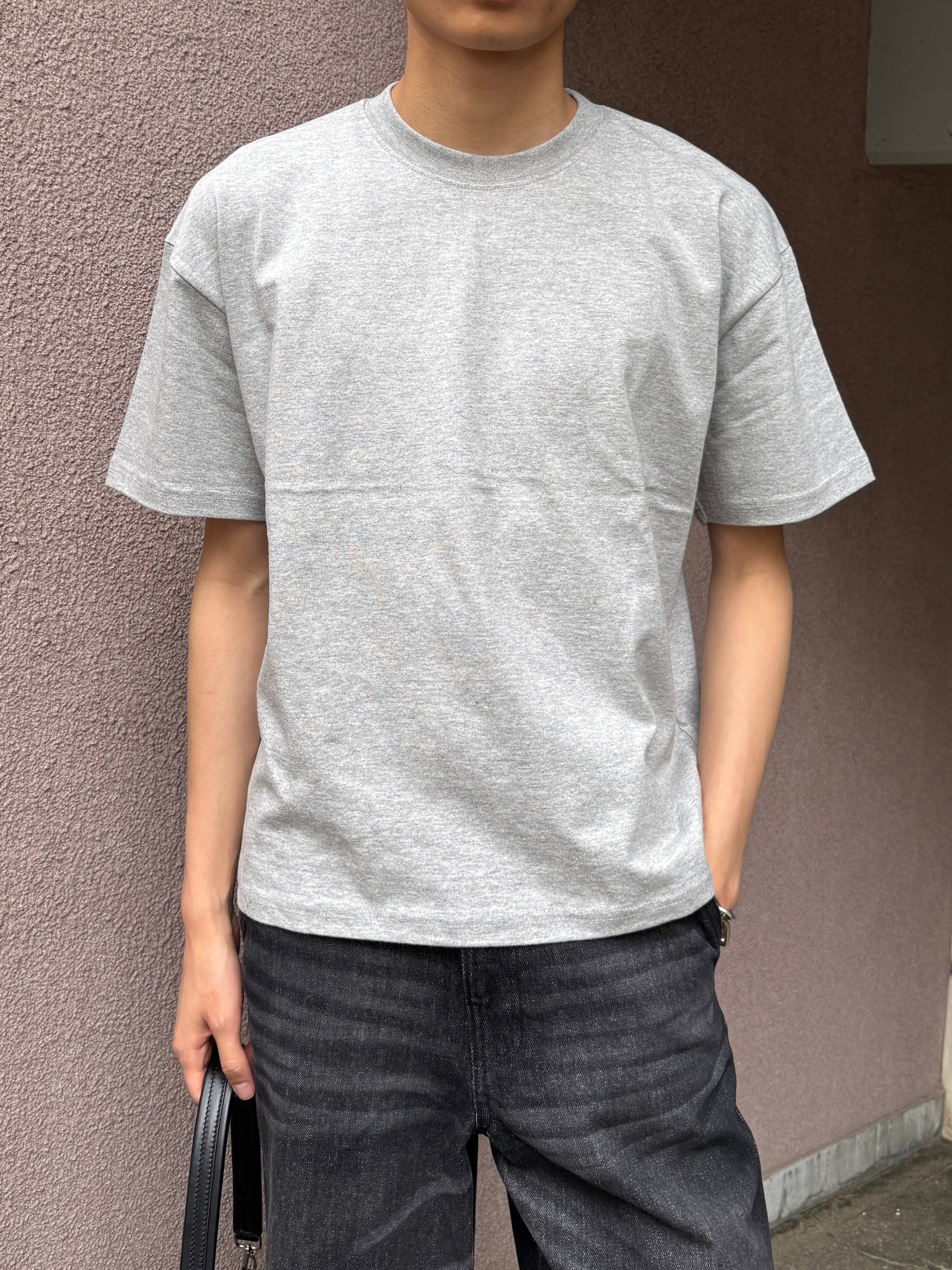 東京店WEB限定受注制【Chikashitsu +】cropped box tee (4color)