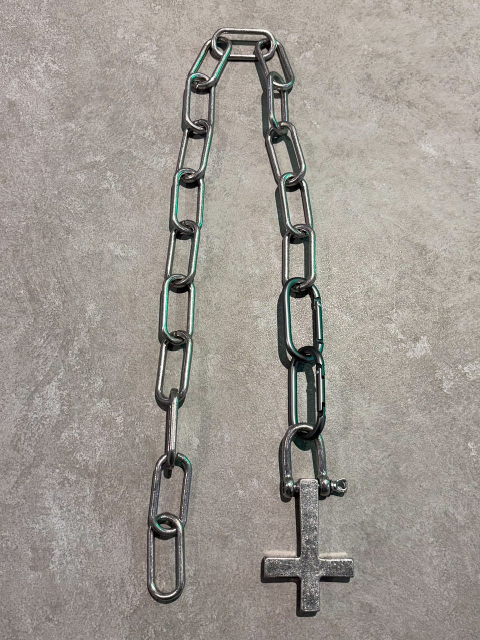 国際配送【Never mind the XU】2way chain cross necklace