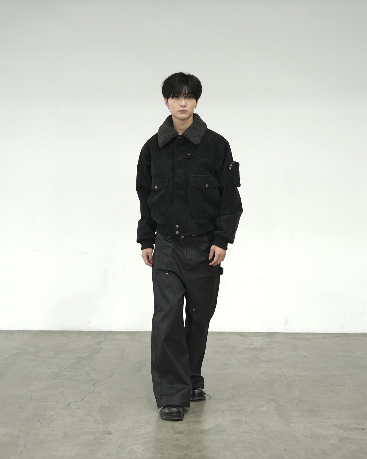 【CHIKASHITSU PLUS HIGH】Boa collar faux leather flight jacket