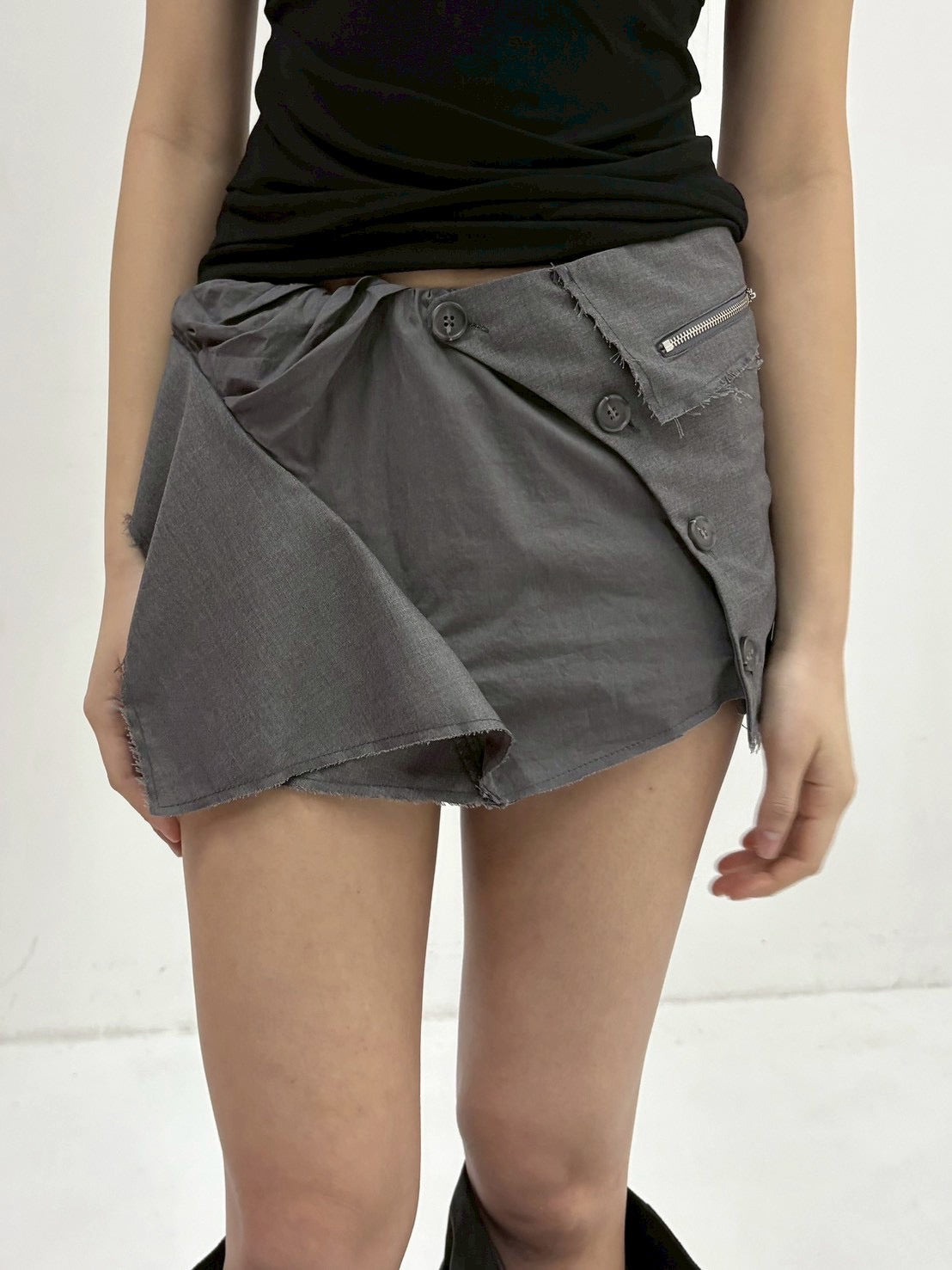 6/22 21:00発売【FLAREUP】Asymmetrical Layered Mini Skirt