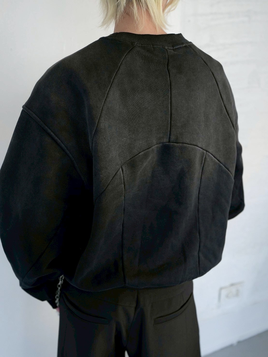 【CHIKASHITSU PLUS HIGH】Fade panel sweat shirt