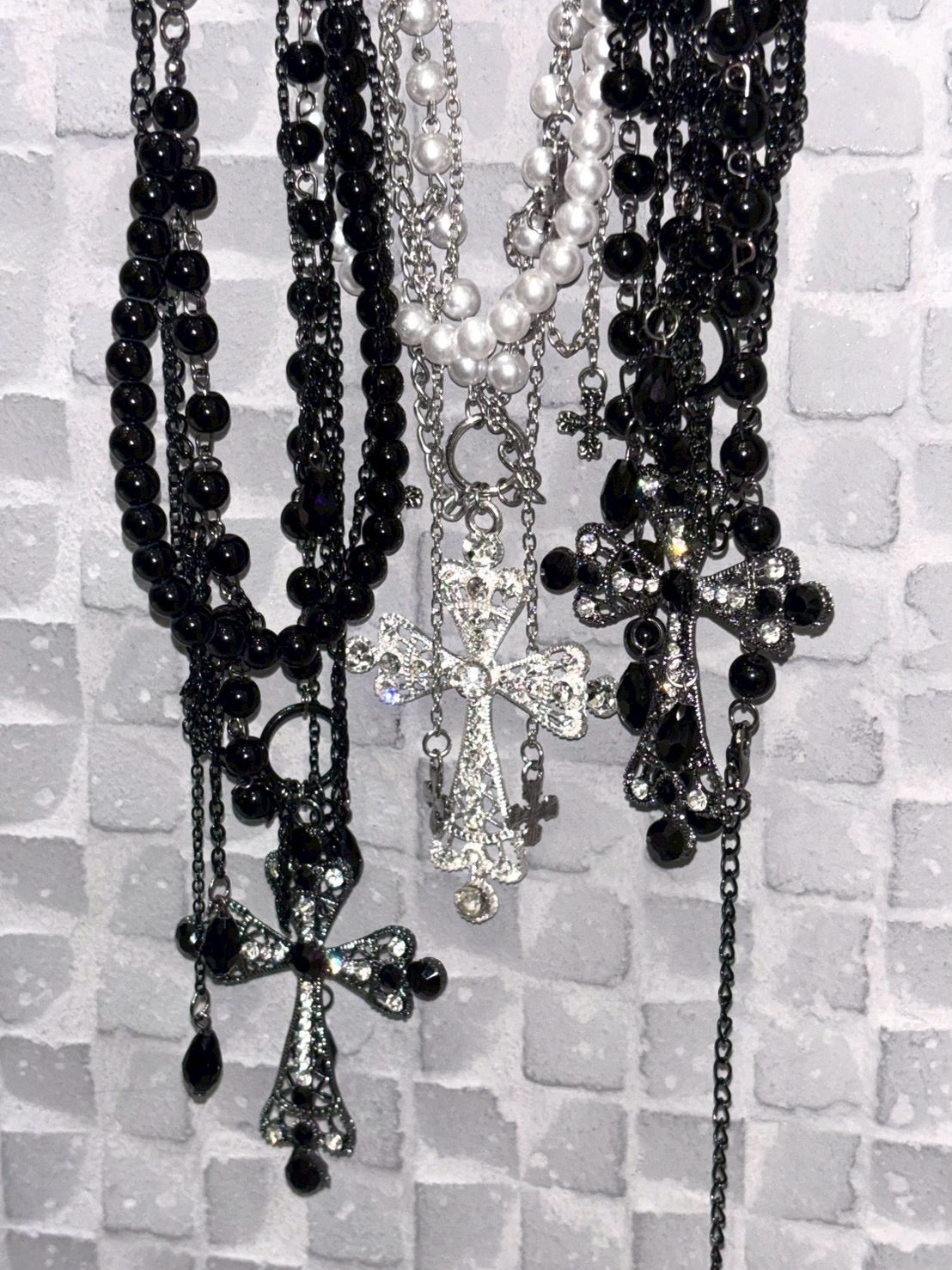 7/11 20:00発売　国際配送【BABY09】cross pearl waist chain (2color)