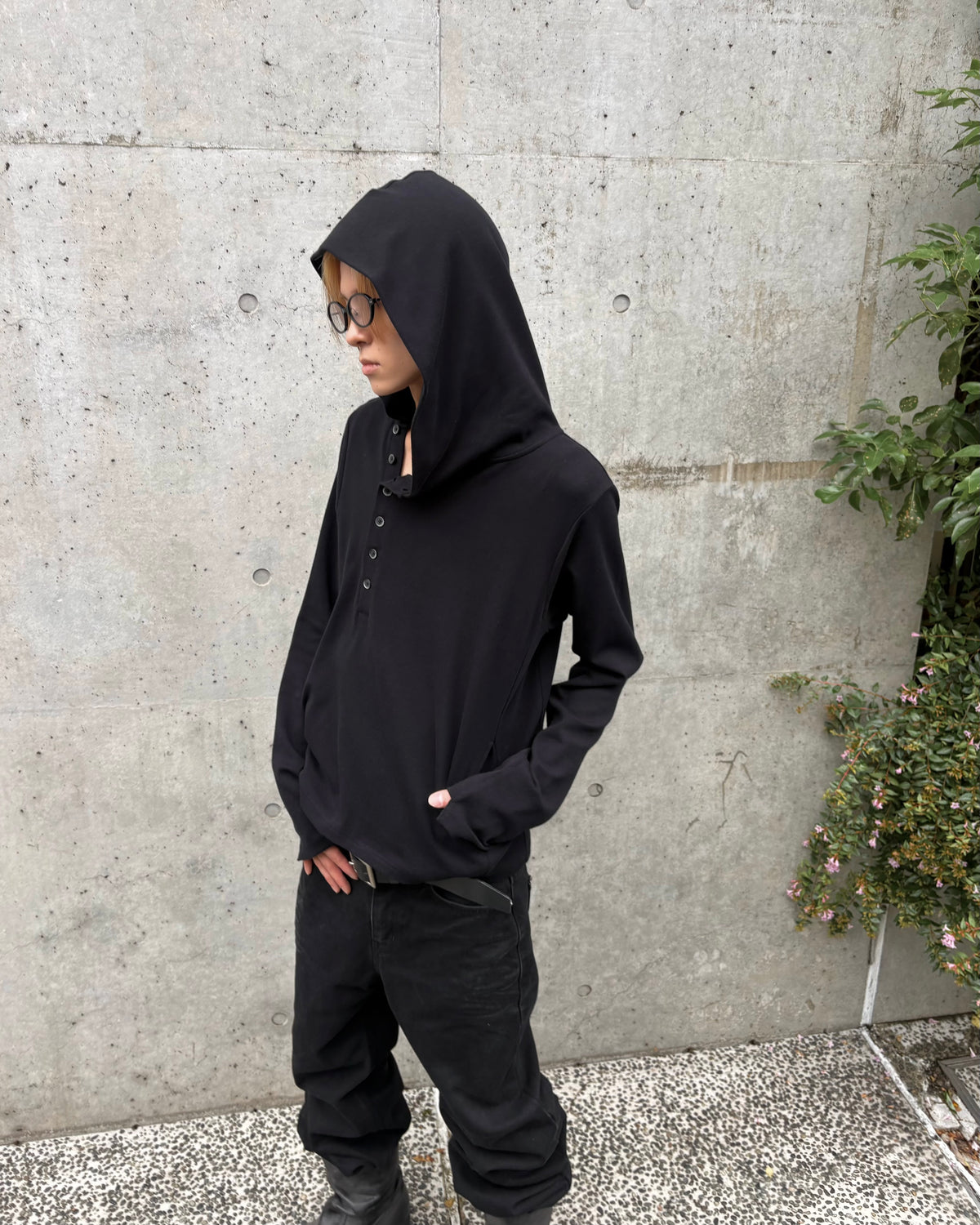 【Lee fi Ne】 Offset Hooded Henley Top