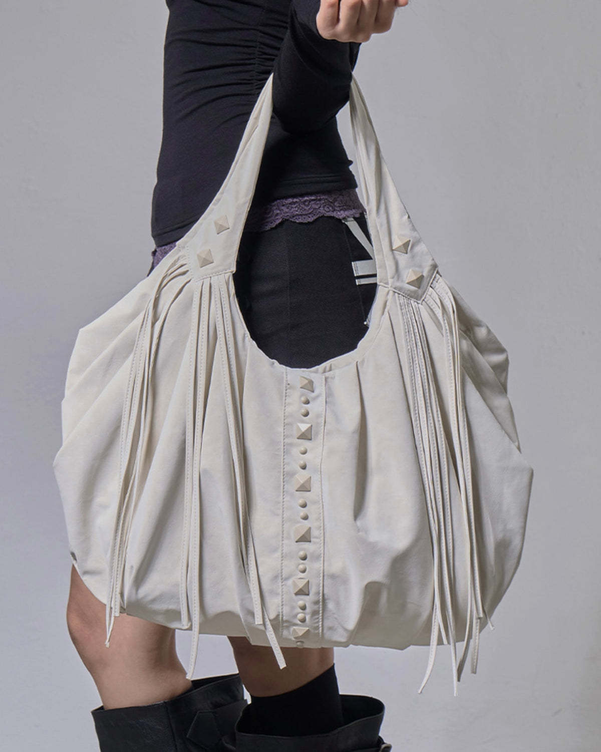 【FANCY CLUB】DRAPE FRINGE HOBO BAG