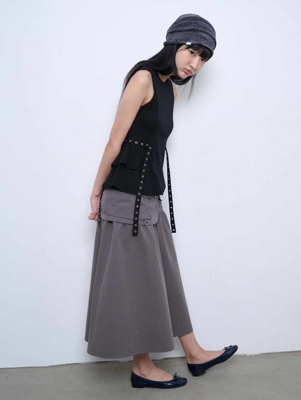 6/8 21:00発売【TUOMIO】EYELET BELTED TANK TOP