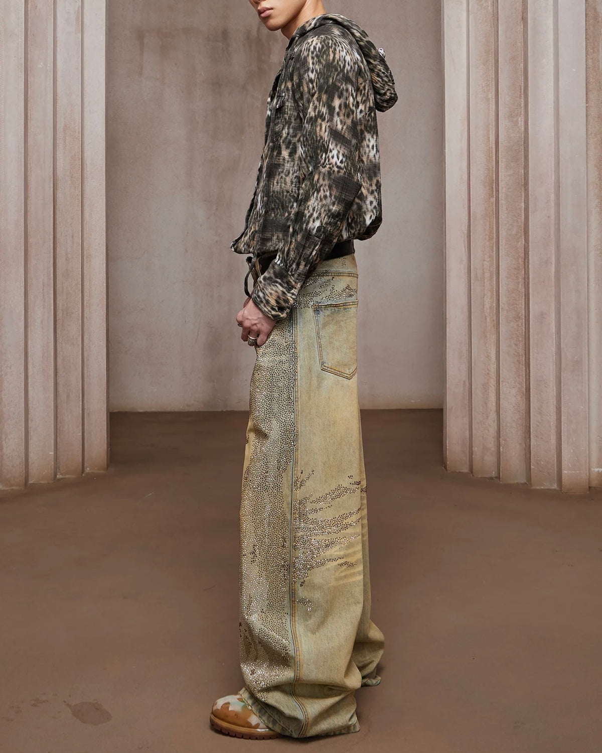 【DND4DES】Rhinestone Dirty Wash Denim Pants