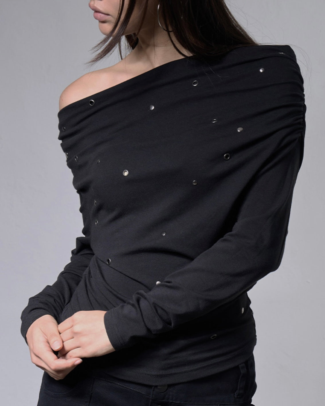 【FANCY CLUB】EYELET COWL ONE-SHOULDER TOP