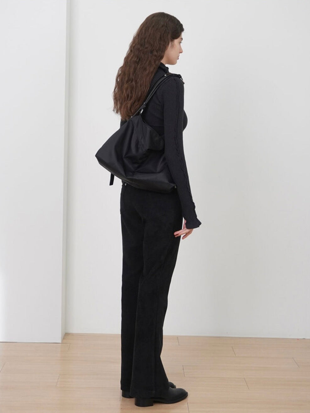【HAH ARCHIVE】Contour Belted Bag (ナイロン)