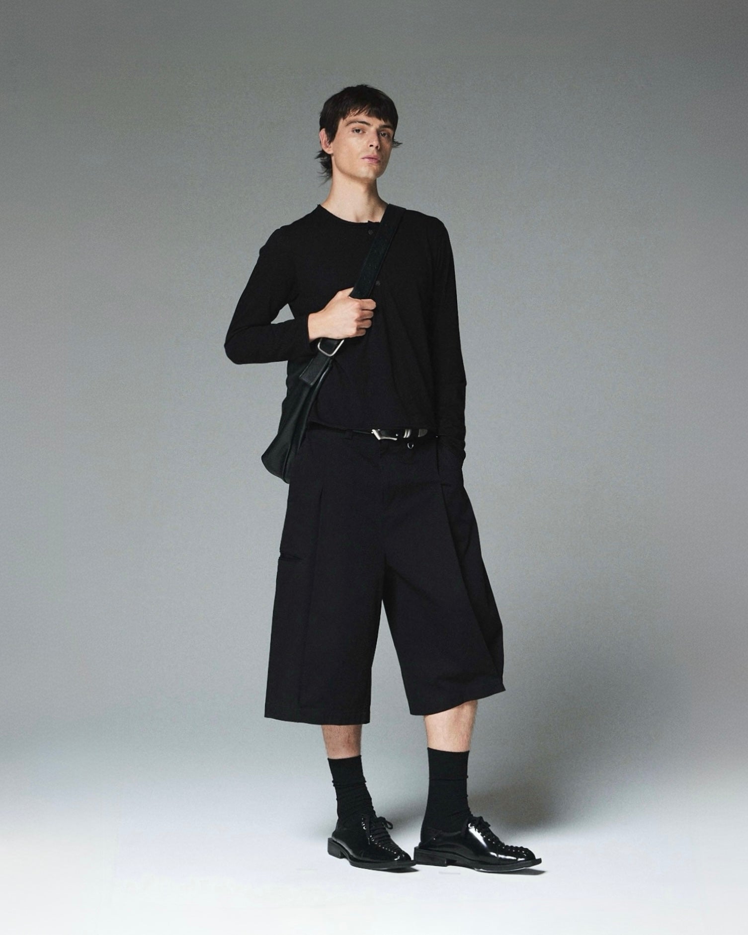 【CS】cut off henley neck tee