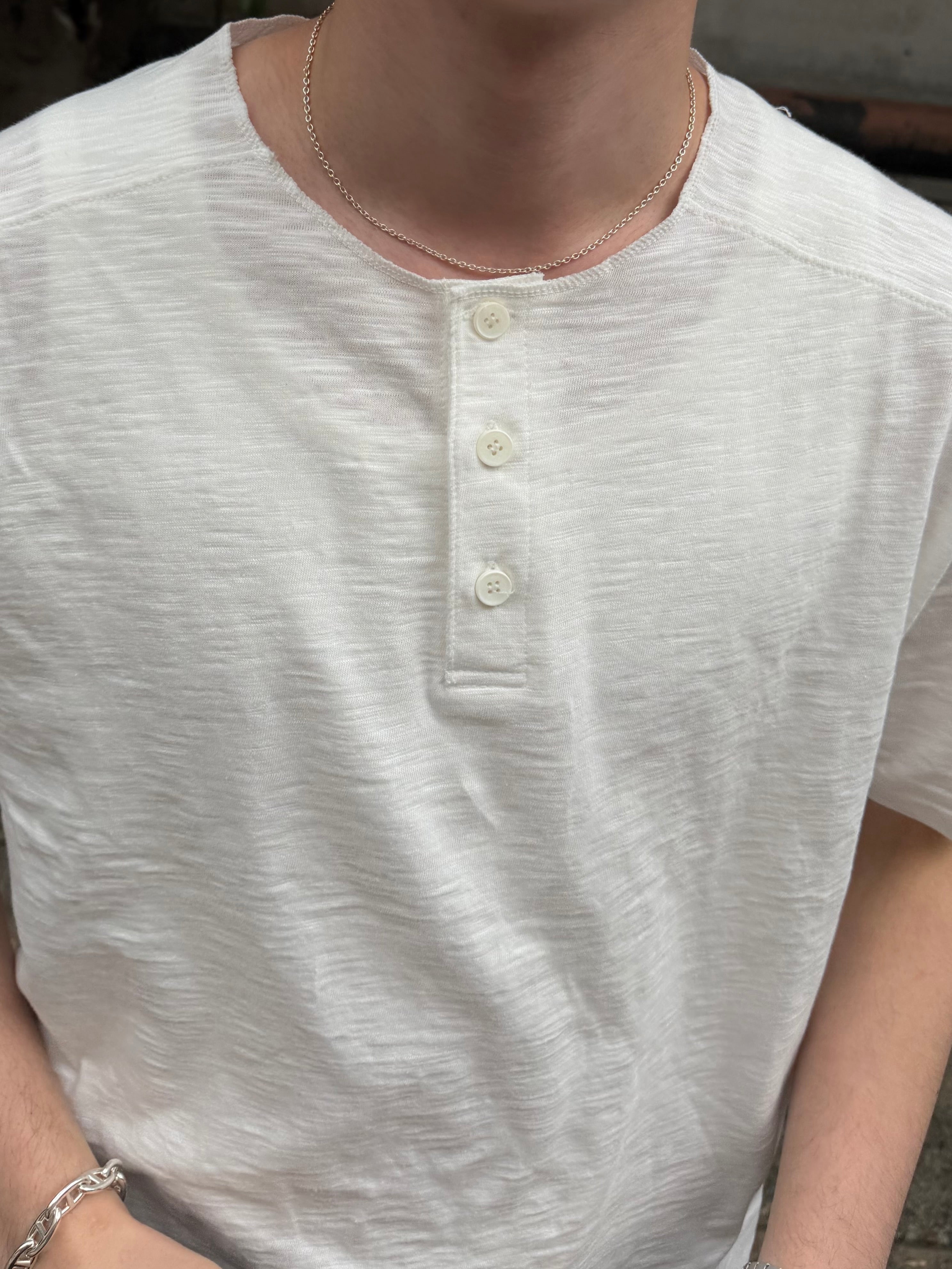 東京店WEB限定受注制【Chikashitsu +】cropped henley neck tee (3color)