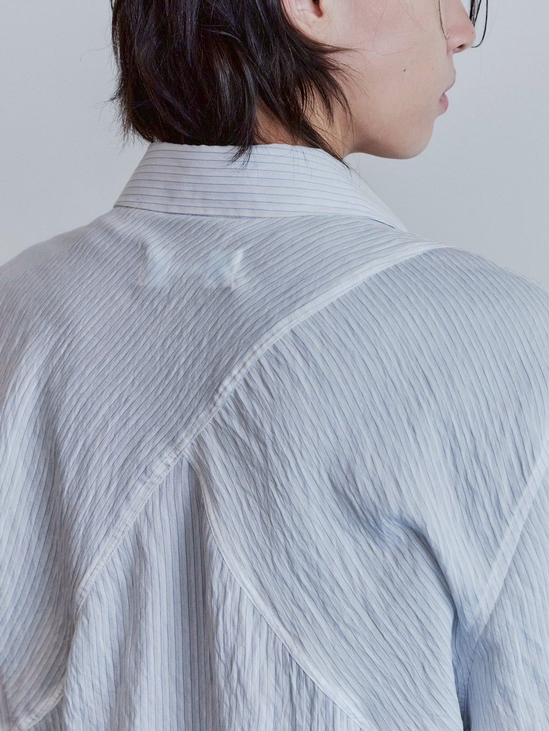 【Waviness】Sheer Origami Crop Half Shirts