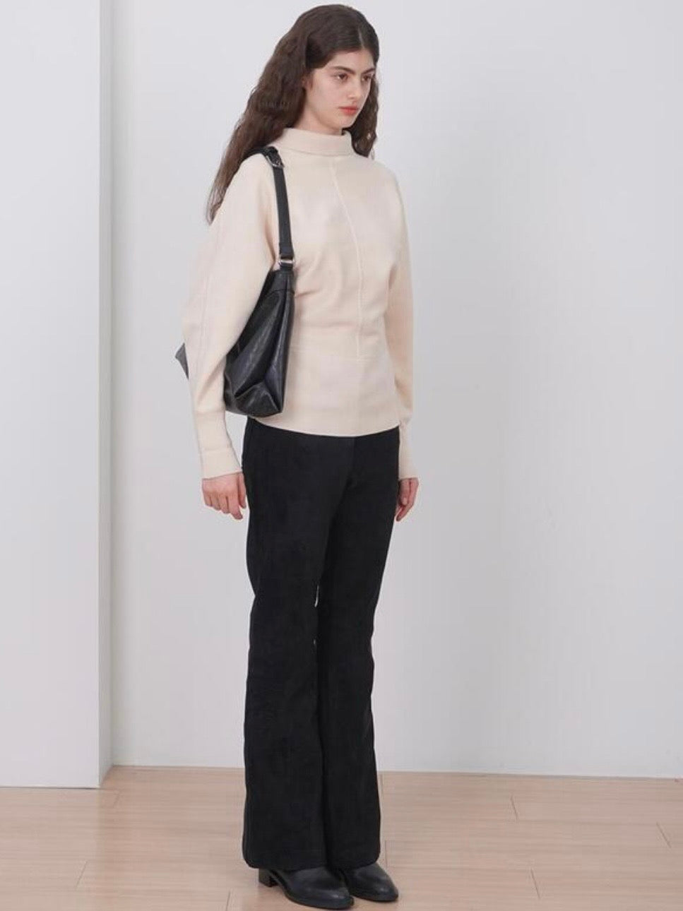 【HAH ARCHIVE】Contour Belted Bag(レザー)