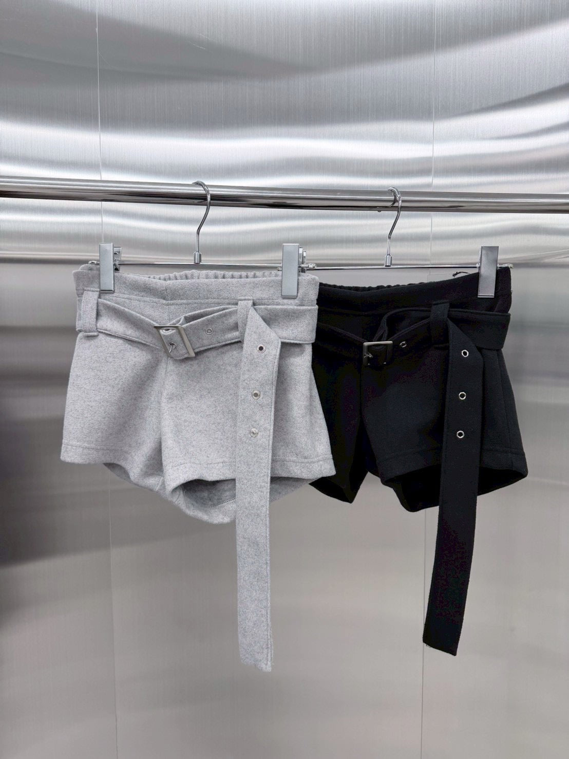 3/1 20:00発売 受注制【nmtc +】belt sweat shorts / 【エヌエムティーシープラス】ベルトスウェットショートパンツ (2color)