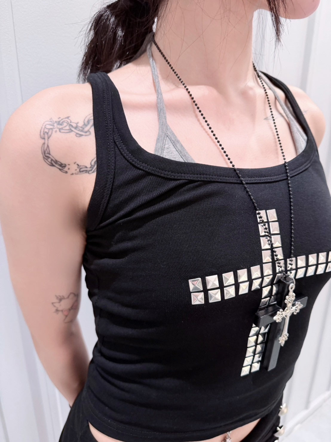7/10 20:00発売 受注制【nmtc+】Cross Studded Slim Tank top (2color)
