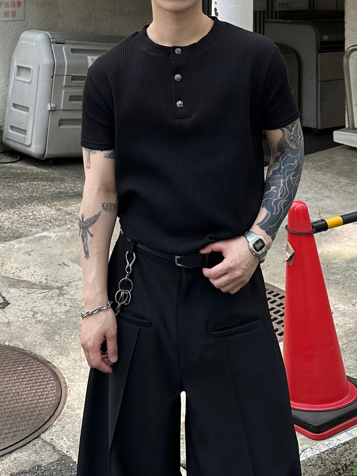 大阪店WEB限定受注制【Chikashitsu + 】button point henley neck t-shirt (3color)