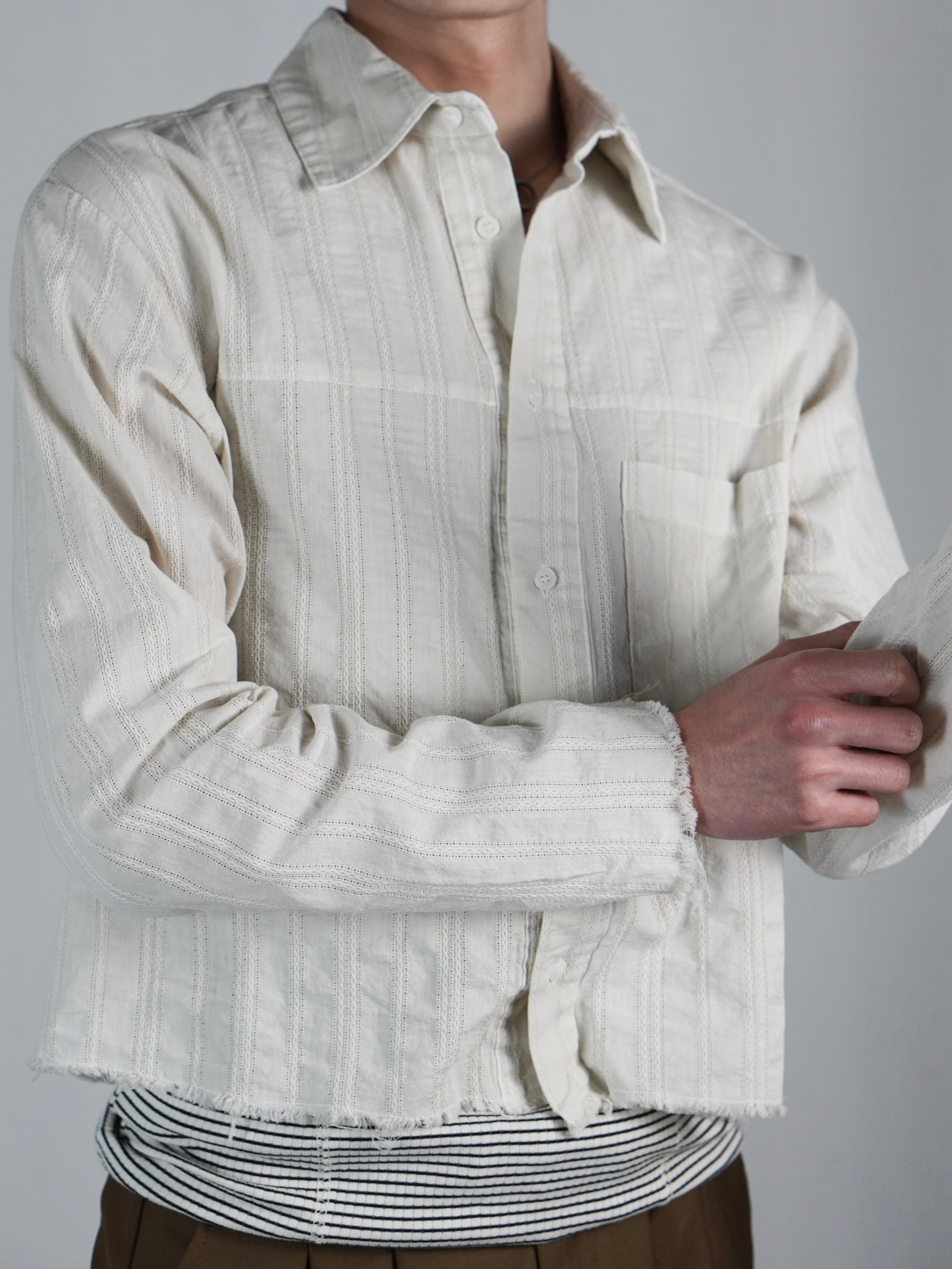受注制【Chikashitsu +】pigment cut off shirt (2color)