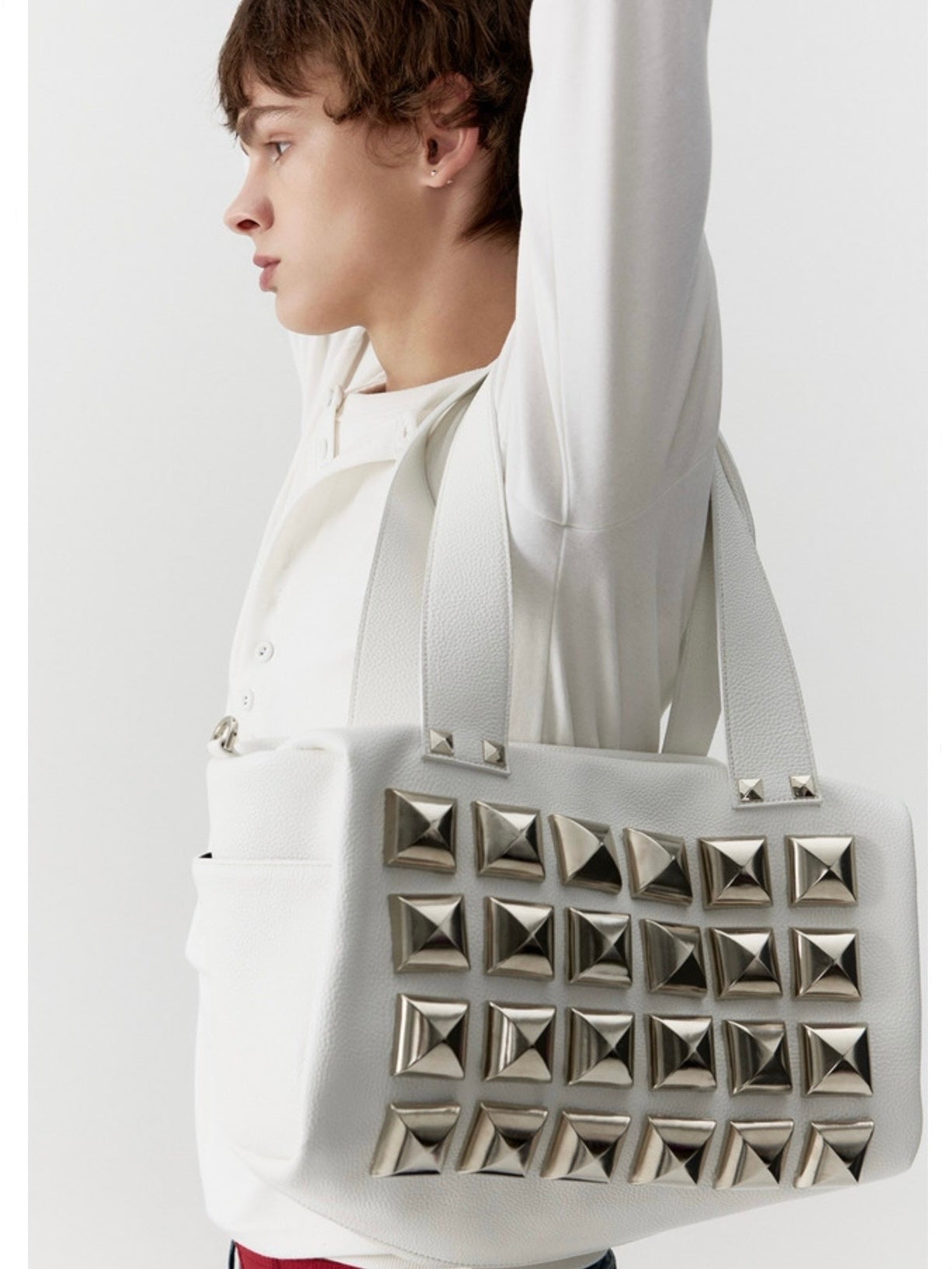 【ESC STUDIO】oversize studded shoulder bag