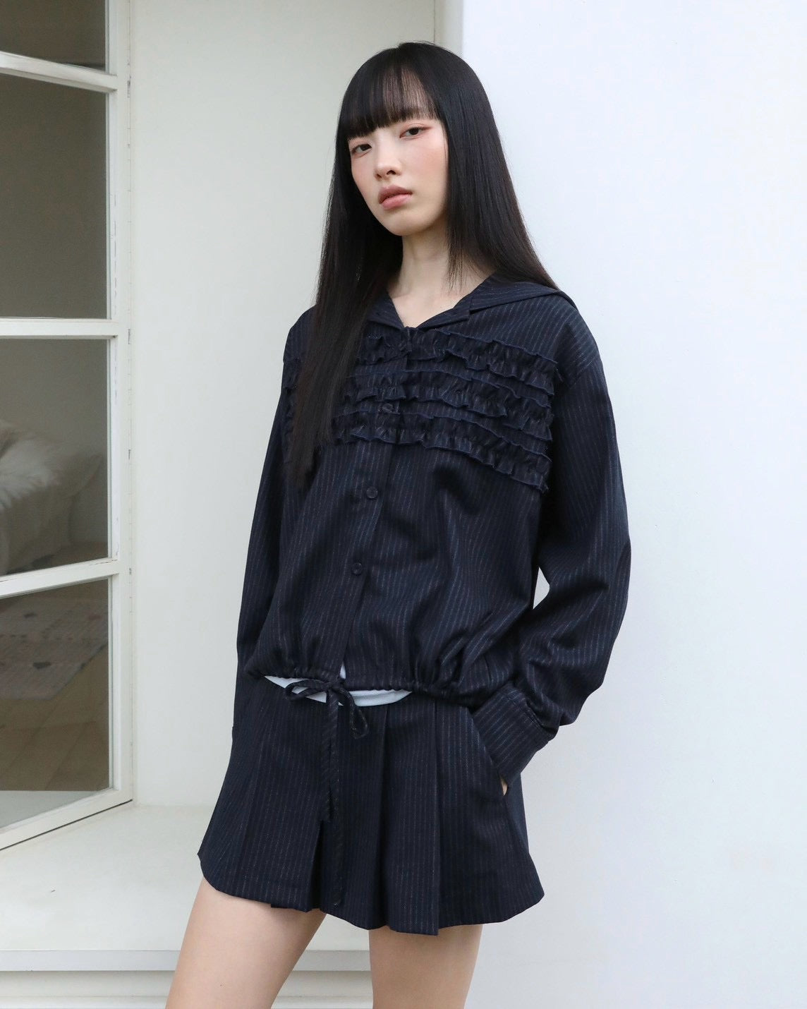 【Uglyshadow】STRIPE RUFFLE HOODED SHIRT
