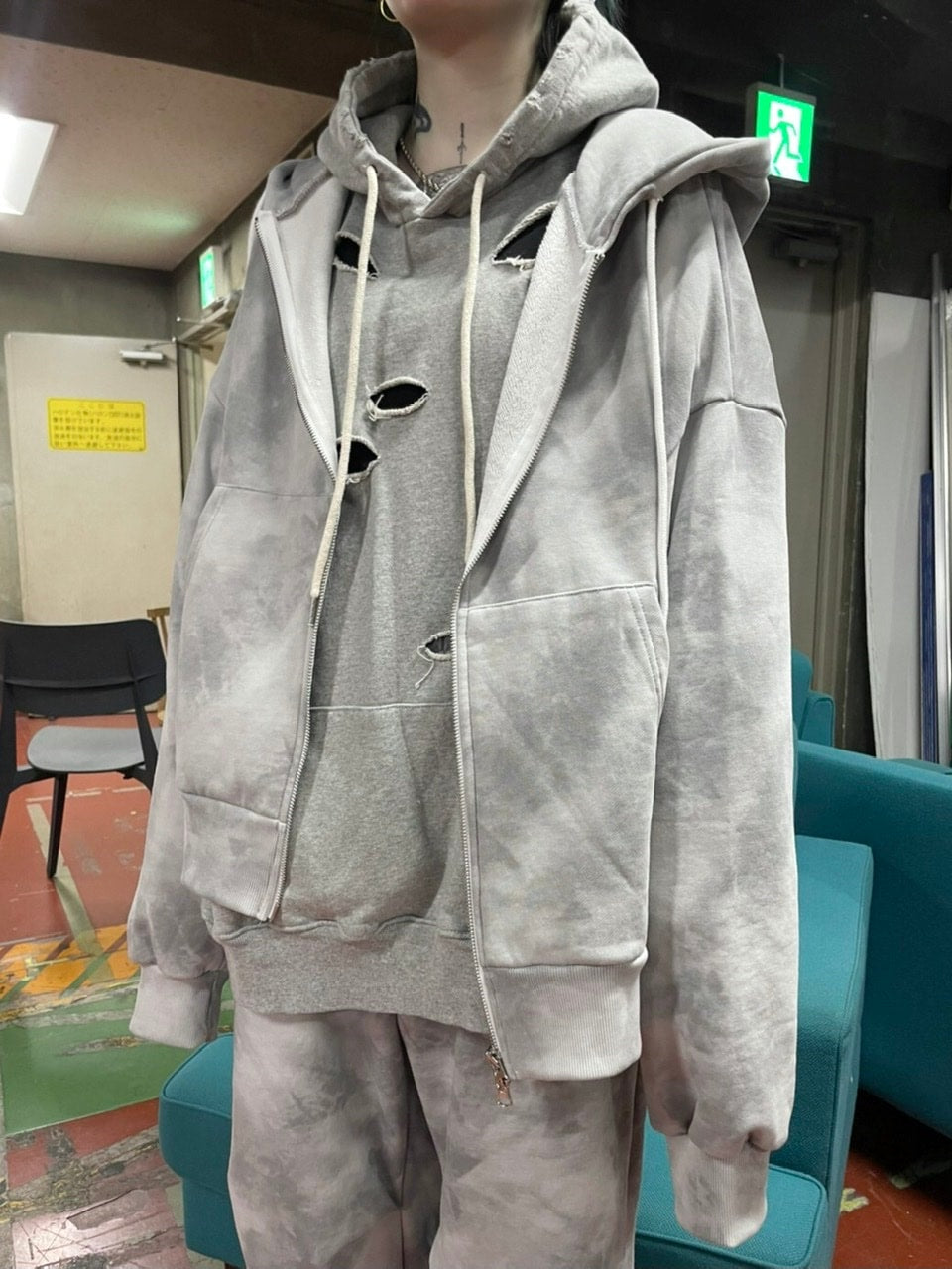 受注制【Never mind the XU】set up tie-dye zip up hoodie (2color)