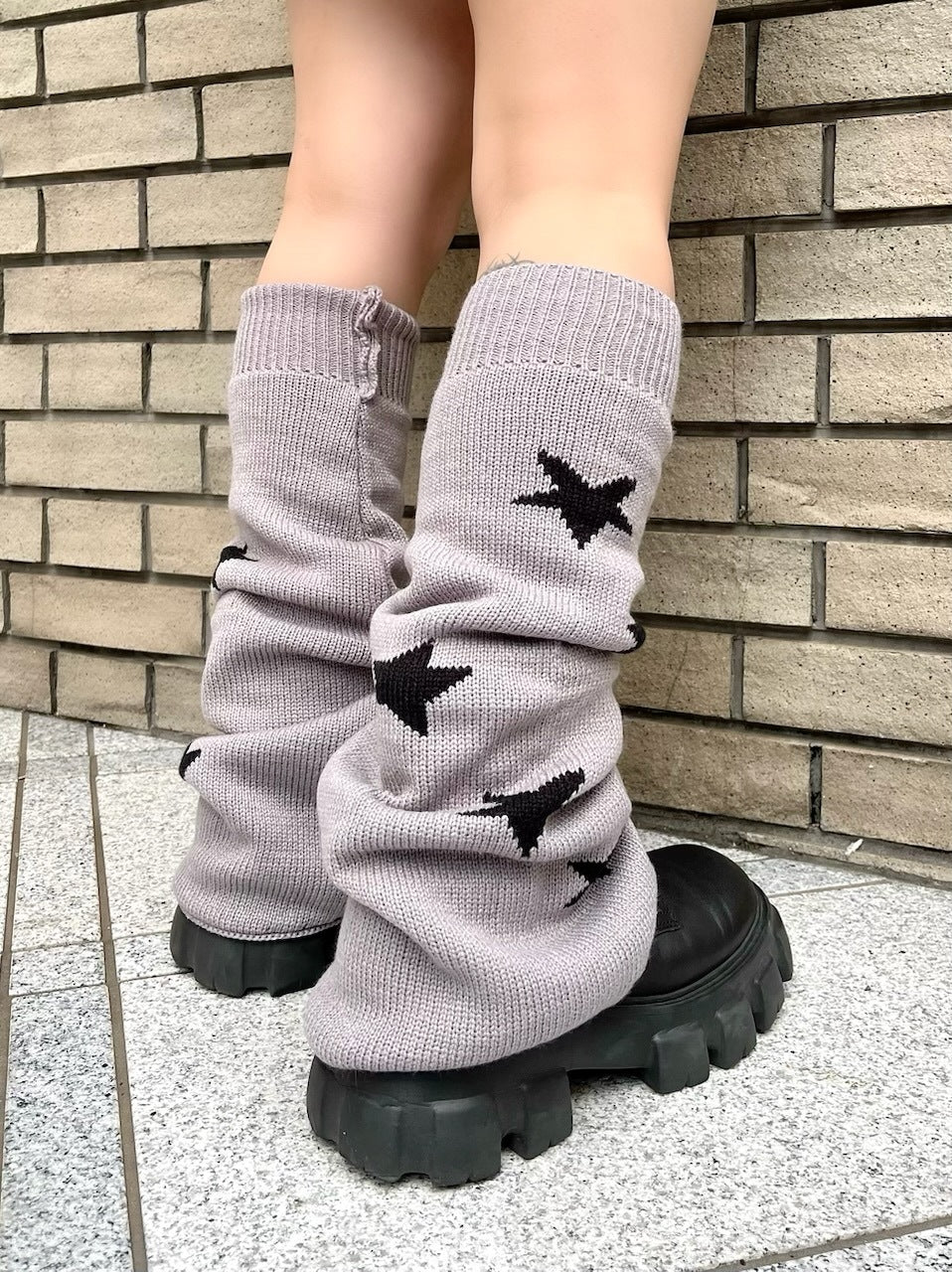 タグつき未使用　Cashmere Leg Warmer 受注制【Never mind the XU】reversible star leg warmer (2color